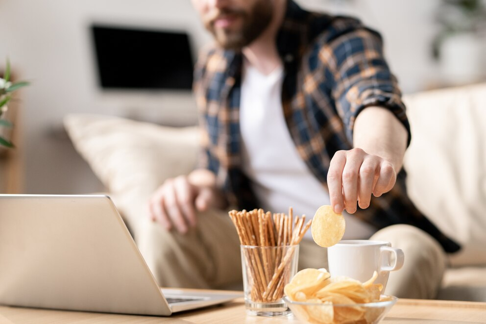 Cómo controlar el exceso de hambre y los picoteos: estrategias para tomar decisiones más saludables